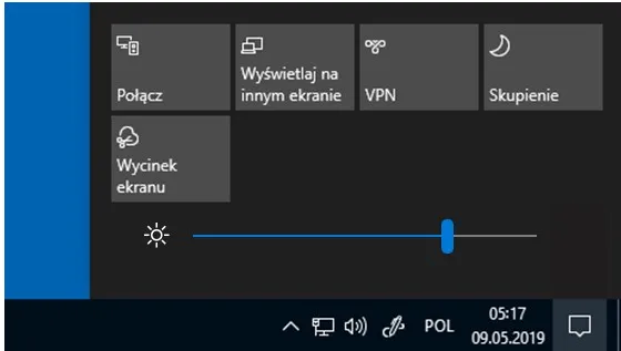 suwak jasności centrum akcji windows 10
