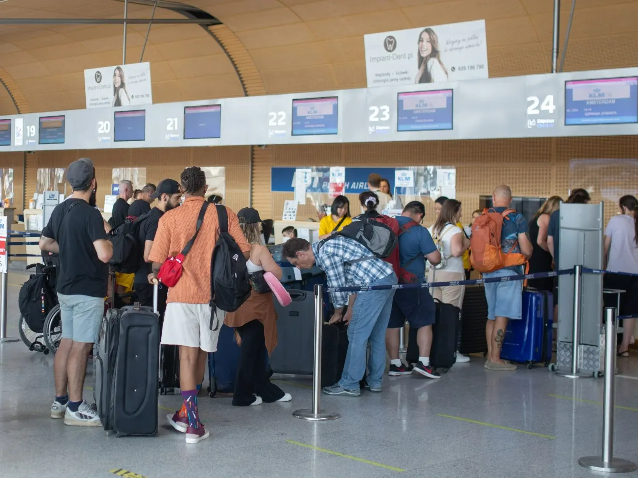 paszport podr&oacute;ż lotnisko