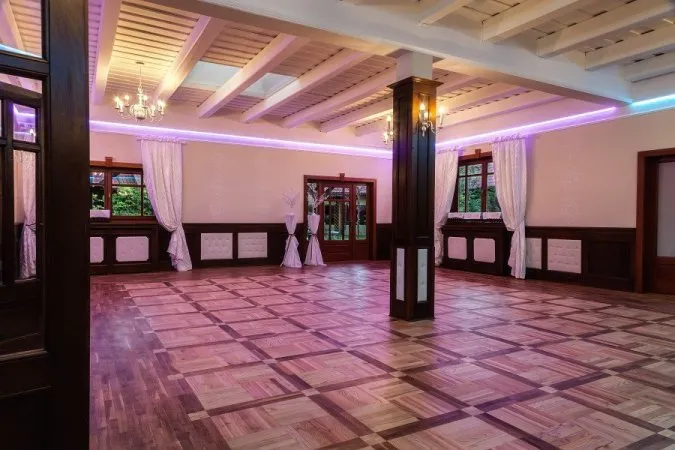 Wesele Dworek Modrzewiowy Tarn&oacute;w dekoracje