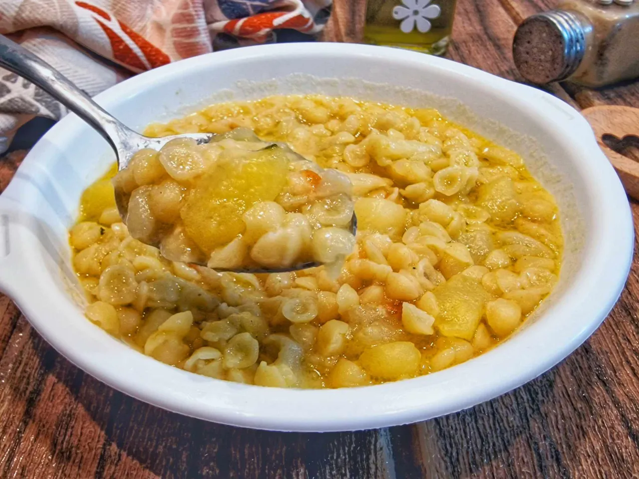 ingredienti minestra cavolfiore patate