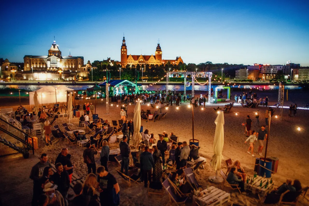 Wyspa Grodzka Szczecin plaża marina