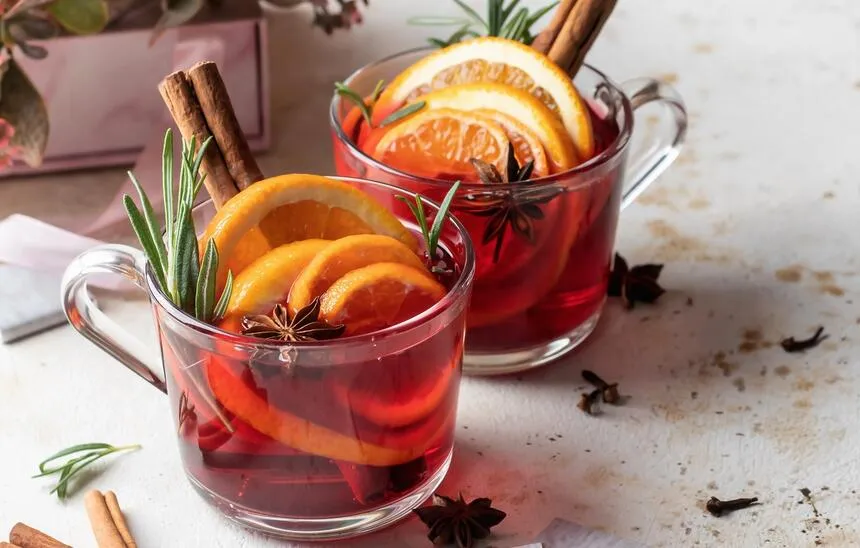 grzaniec bezalkoholowy z sokiem