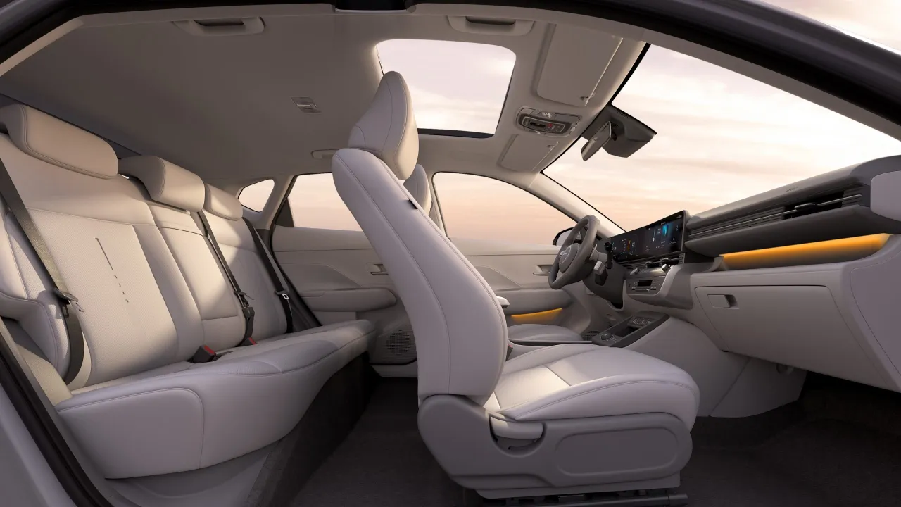 Hyundai Kona 2023 przestrzeń wnętrza