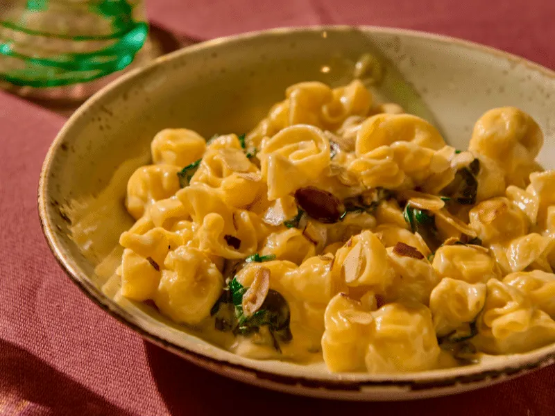 salsas para pasta caseras y coloridas en boles