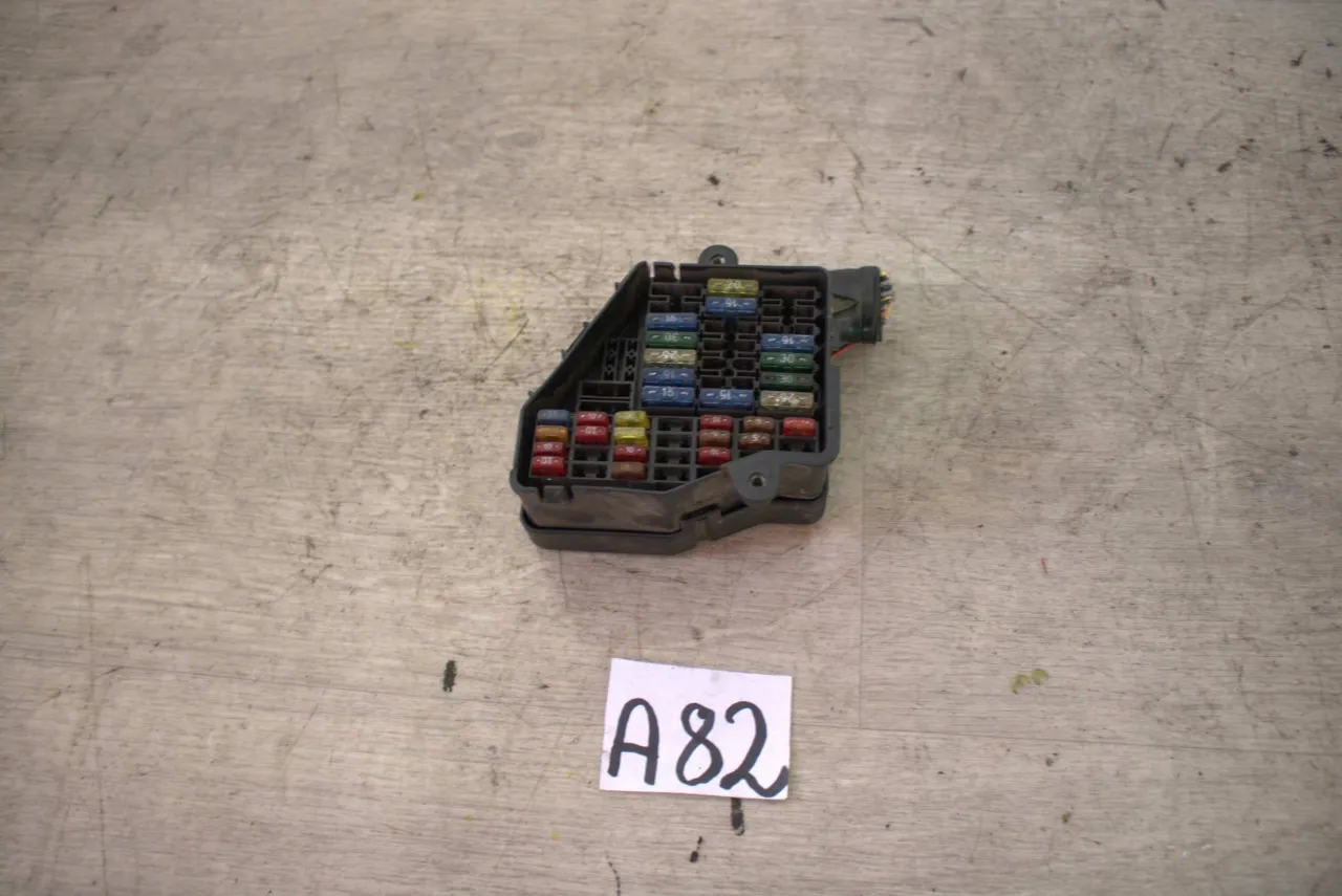 Lokalizacja bezpieczników Passat B5