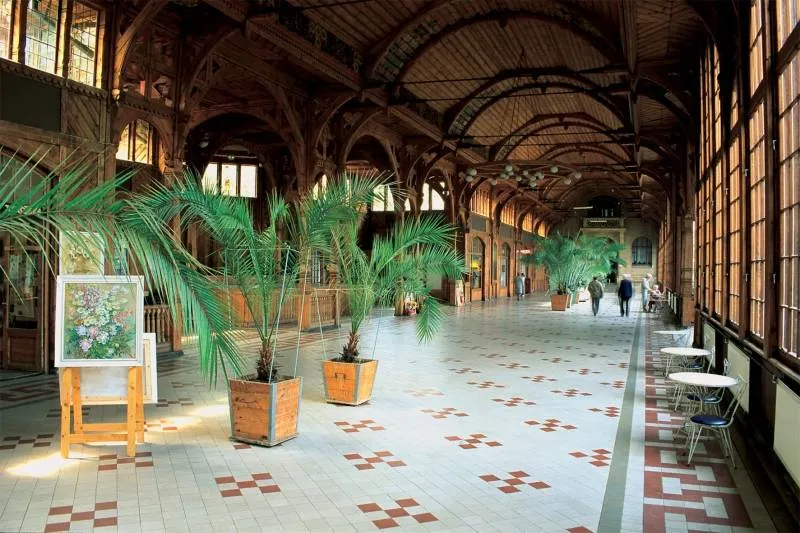 Dom Zdrojowy Świeradów-Zdrój wnętrze