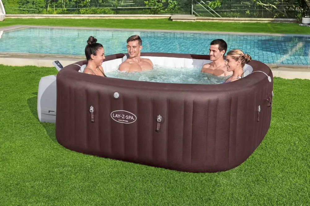 jacuzzi Lay-Z-Spa z rachunkami za prąd