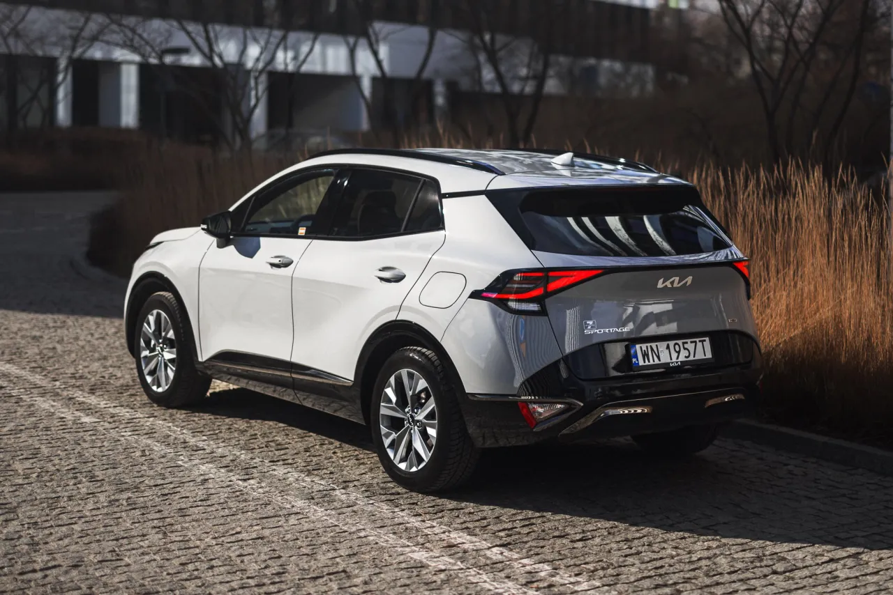 przykłady SUV-ów różnych marek