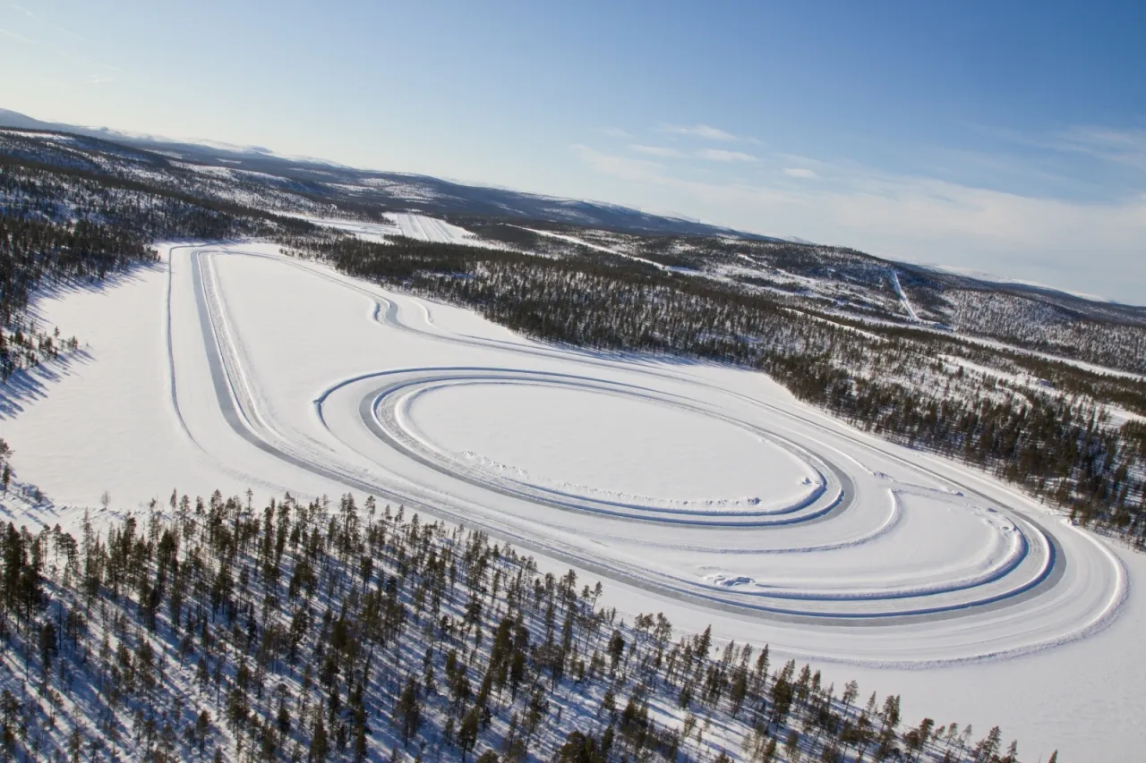Nokian Tyres testy opon zimowych Ivalo White Hell