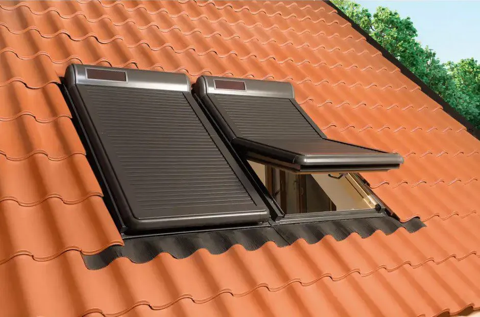 rolety termoizolacyjne na oknach dachowych