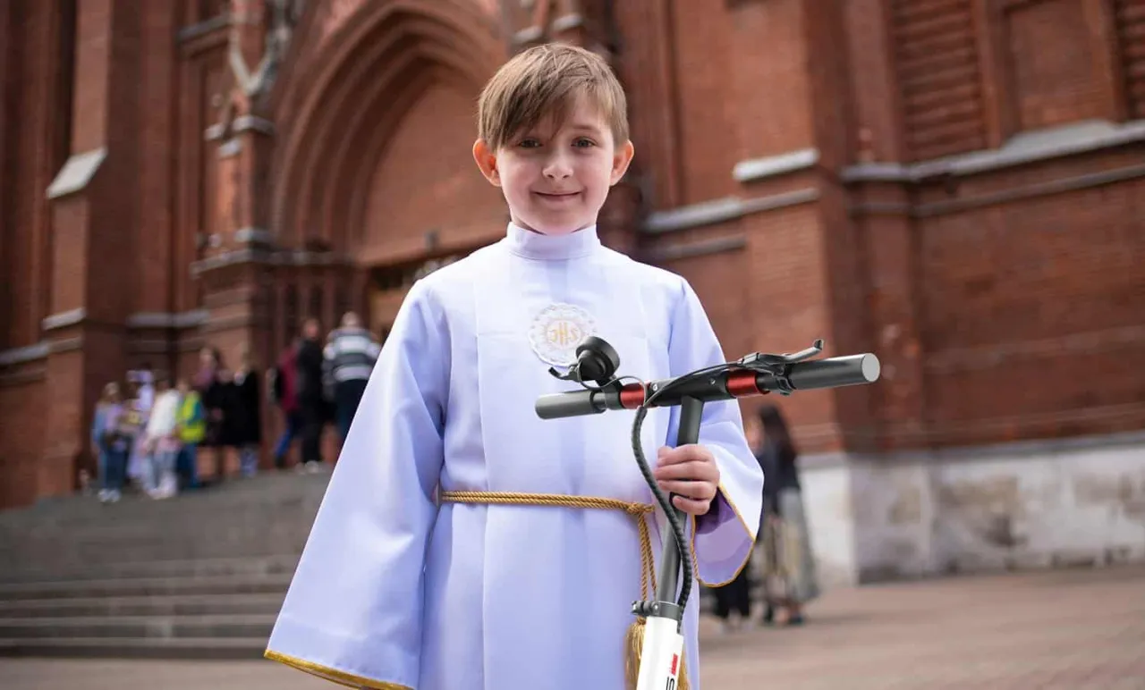 prezent na komunię dla chłopca rower hulajnoga elektryczna