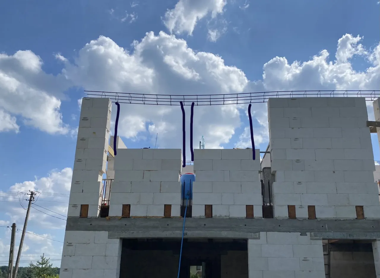 Schemat zbrojenia nadproża żelbetowego