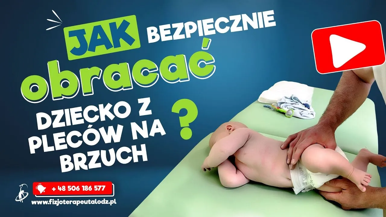 Dziecko przewracające się z plec&oacute;w na brzuch