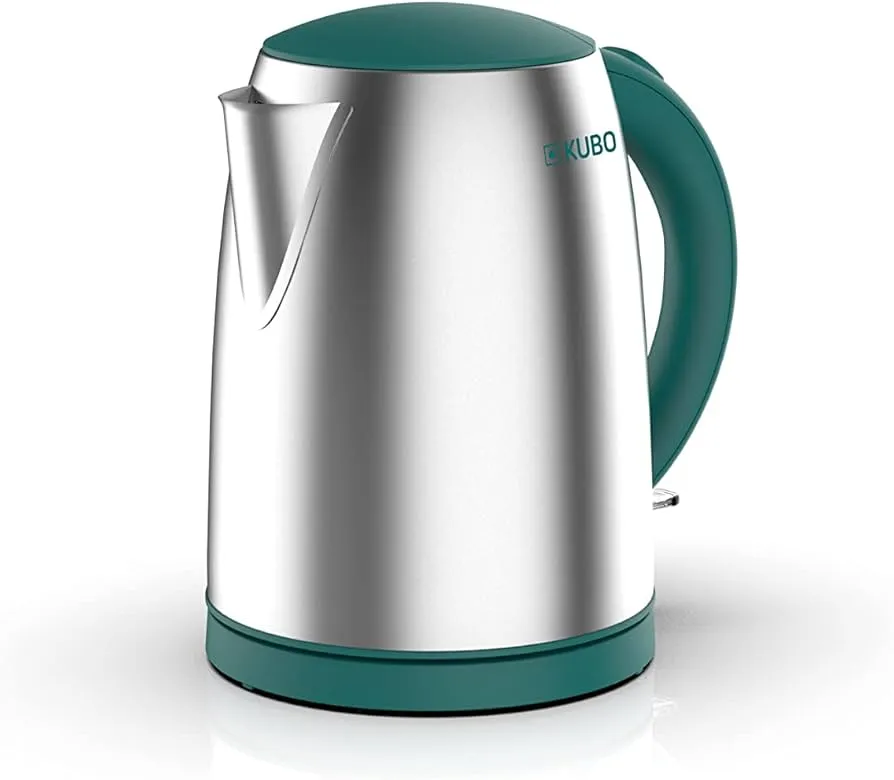 czajnik elektryczny z kamieniem i czysty