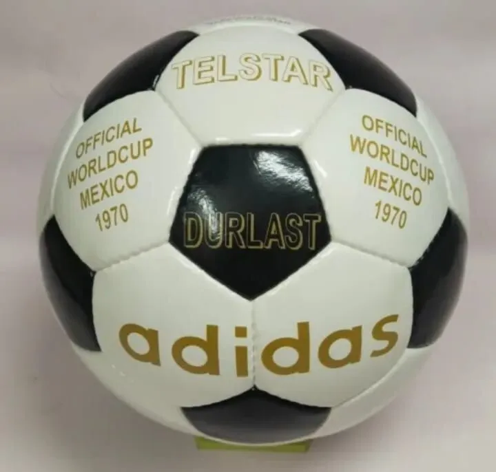 Adidas Telstar piłka historyczna