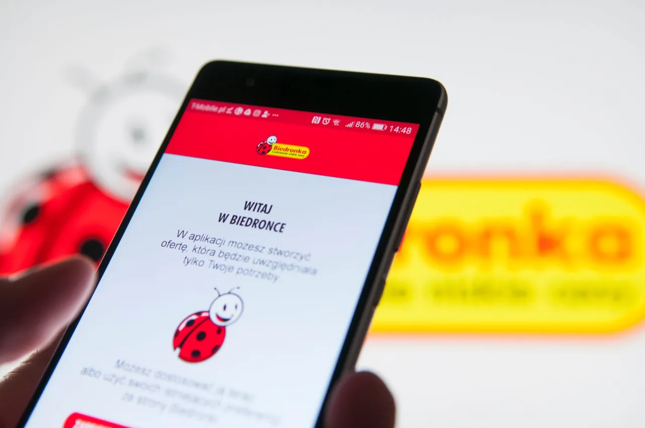 aplikacja Moja Biedronka statusy dostępności kolory