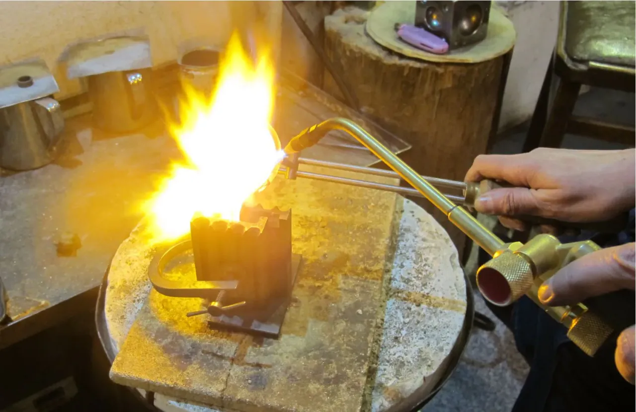 przetapianie złota na obrączki koszty