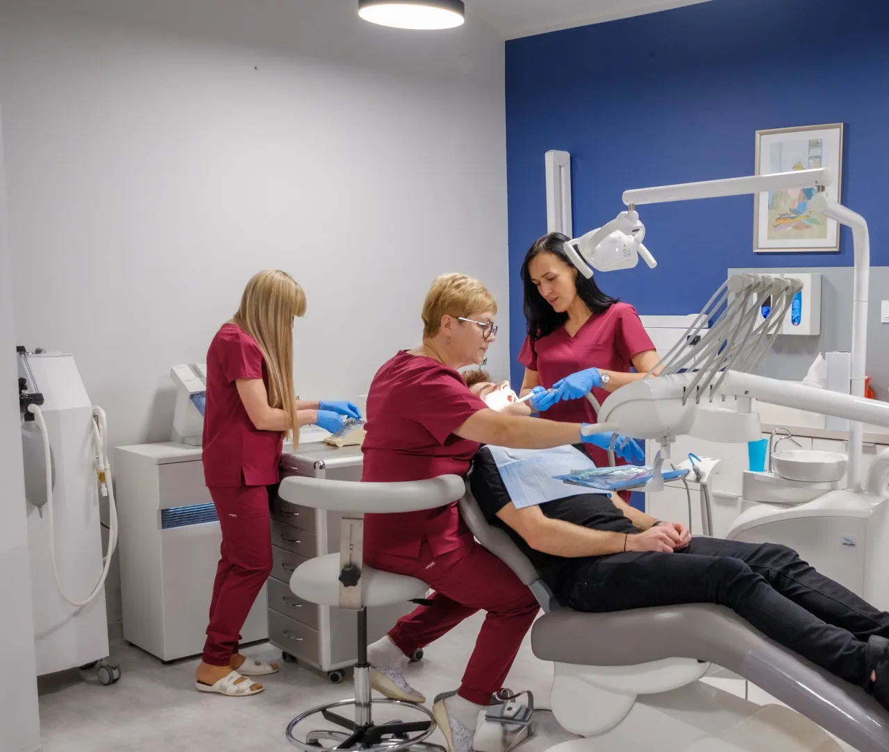 ostry dyżur stomatologiczny, dentysta NFZ, pogotowie stomatologiczne