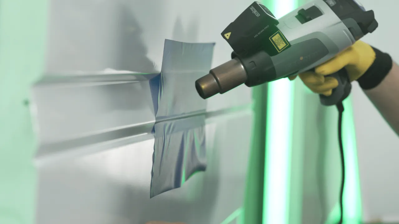 narzędzia do oklejania folią samochodu