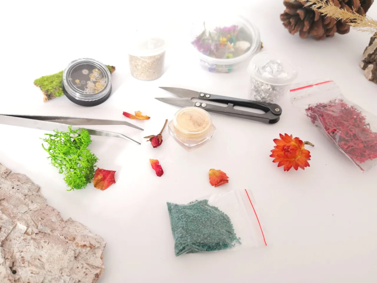 Szlifowanie i polerowanie biżuterii z żywicy epoksydowej