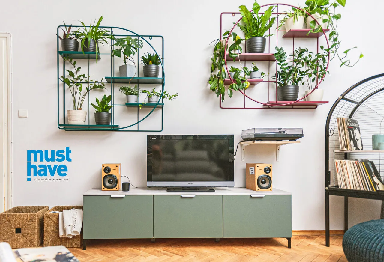 różne style kwietników na ścianę inspiracje