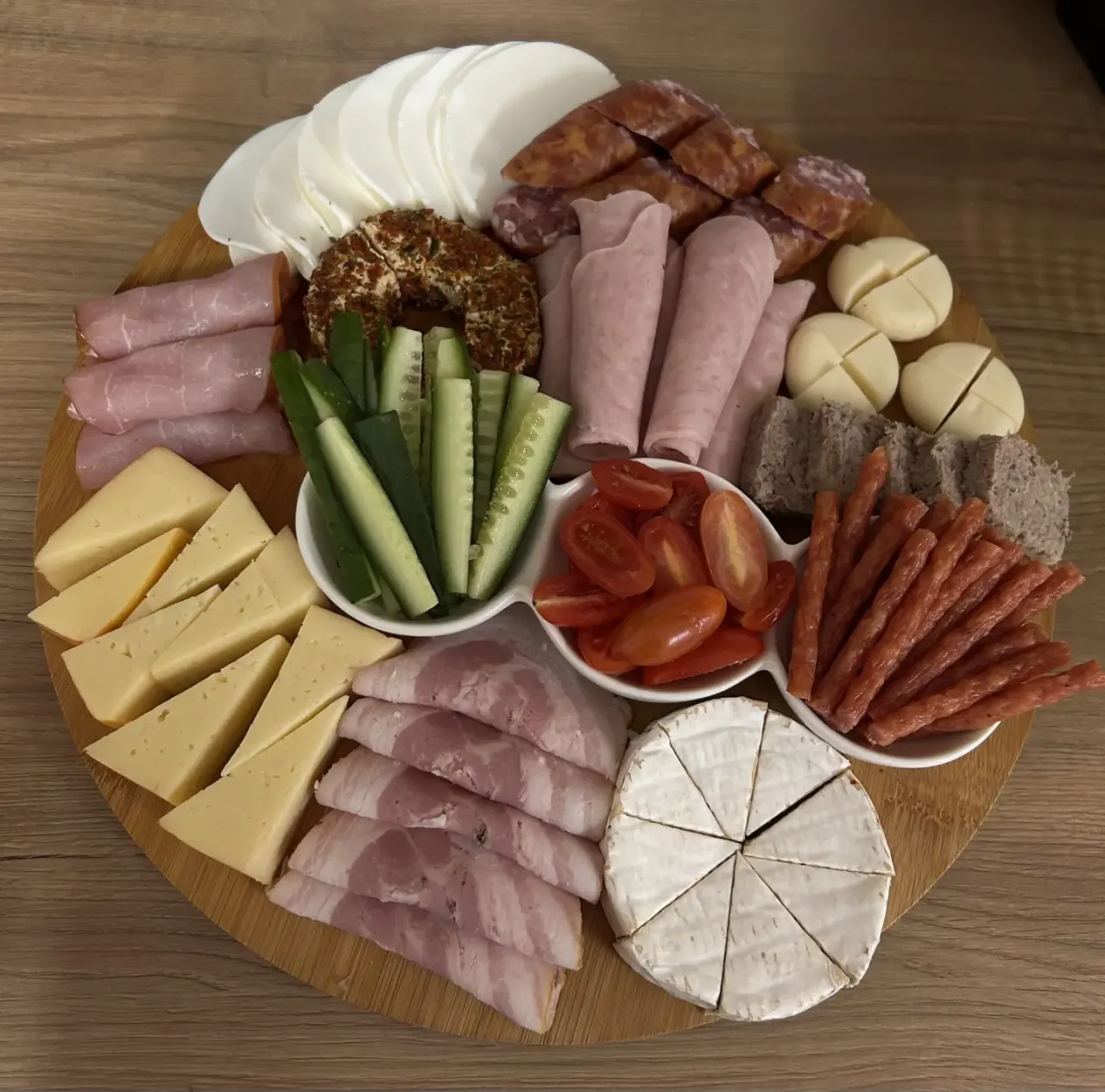 deska serów i wędlin na imprezę