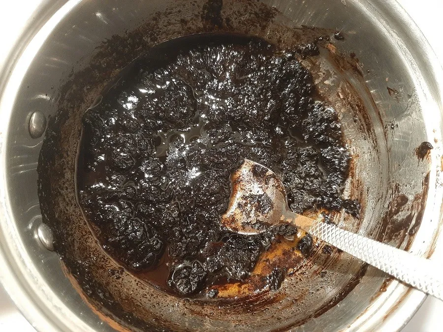 rozwarstwiona czekolada, grudki w czekoladzie, czekolada nie twardnieje