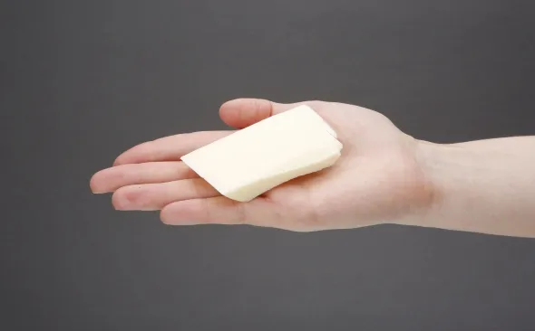 waga parmezanu łyżka plaster