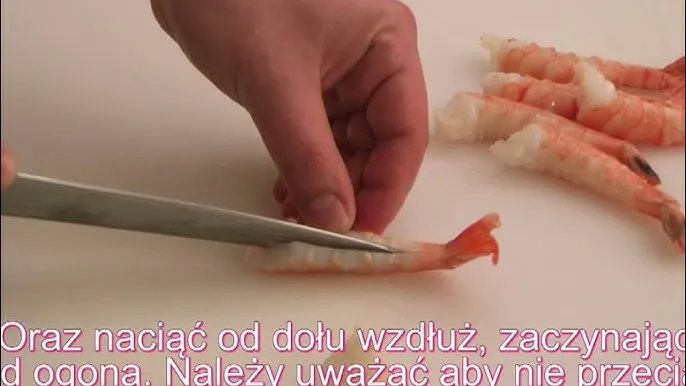 jak naciąć krewetki na motylka do nigiri