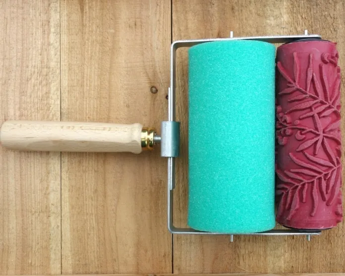 wałek dekoracyjny na meblach