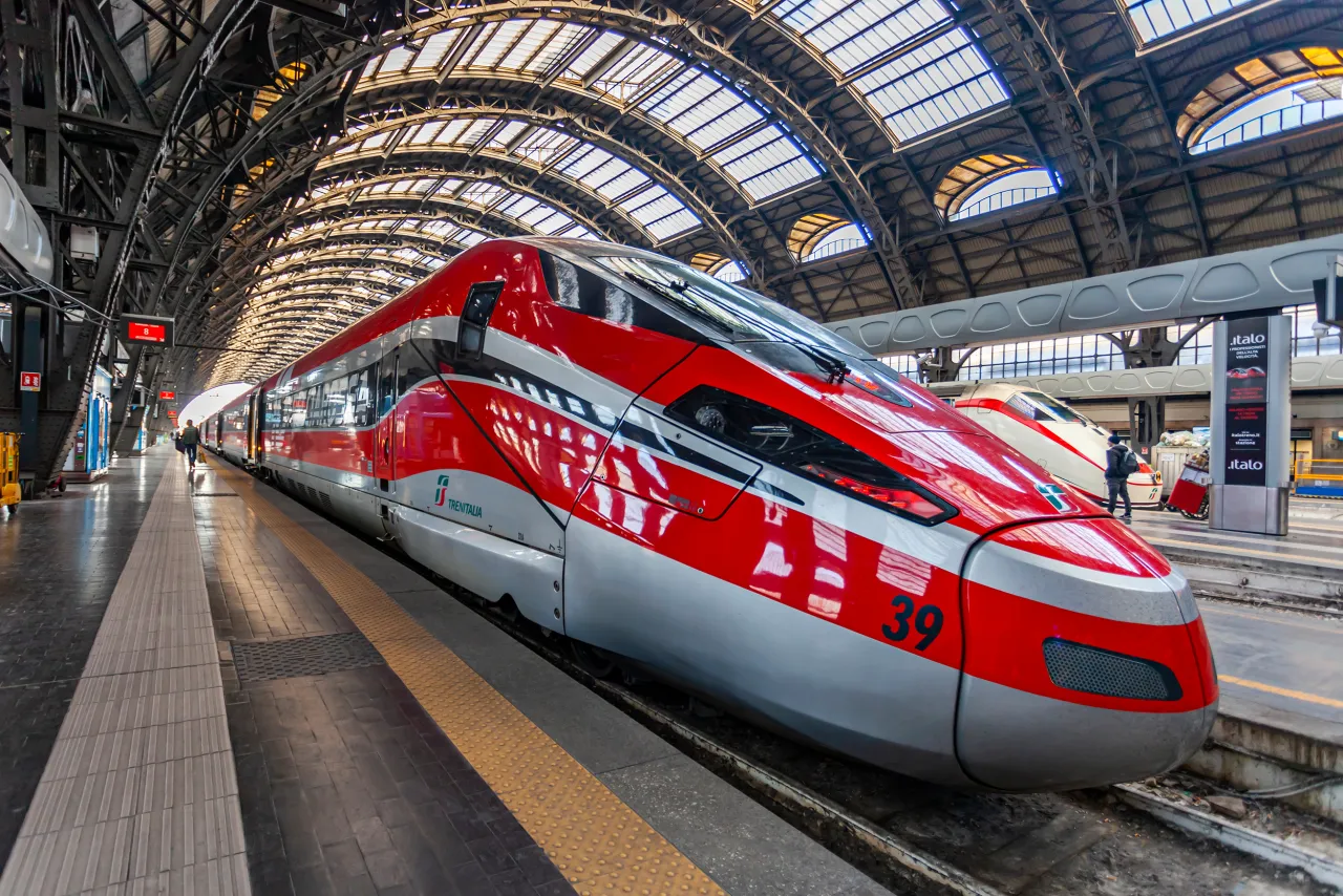 Frecciarossa trasporto sci strumenti musicali passeggini