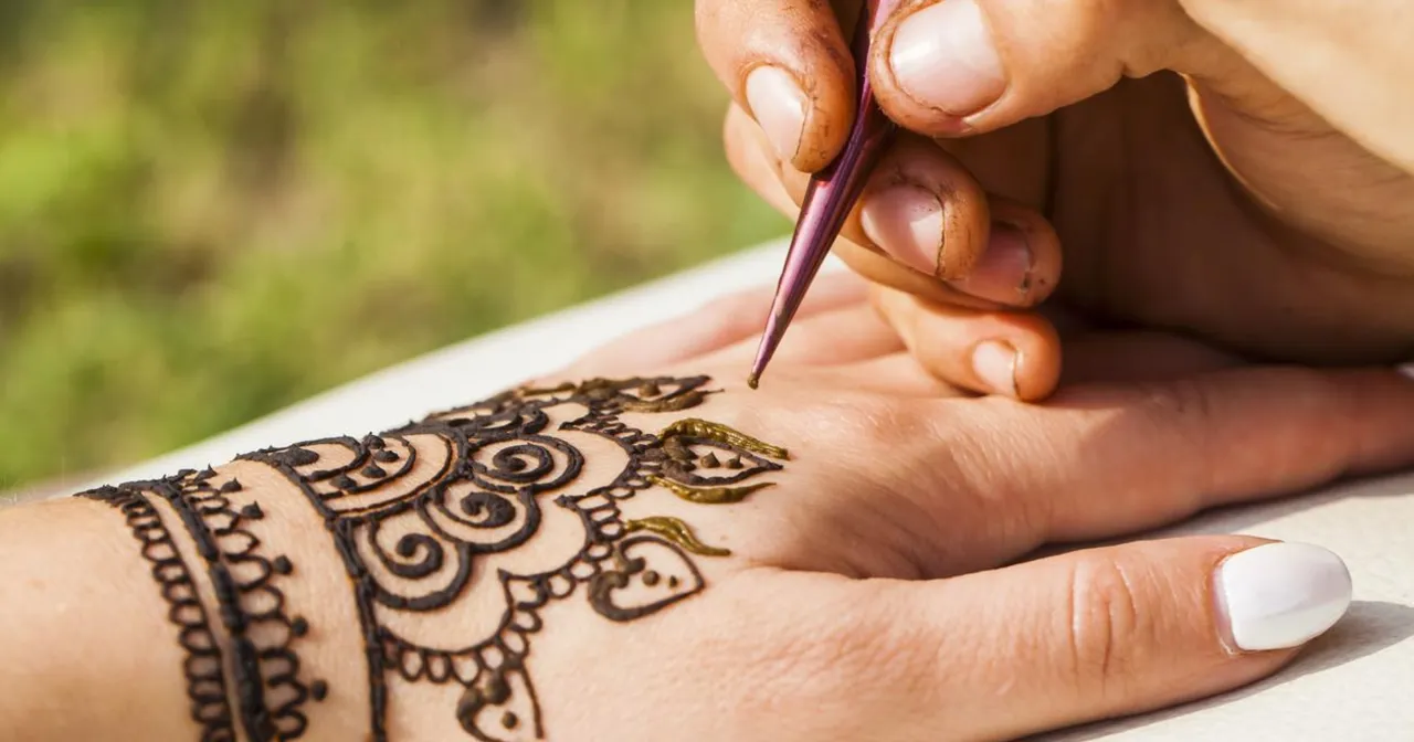Ceny tatuażu z henny w Polsce