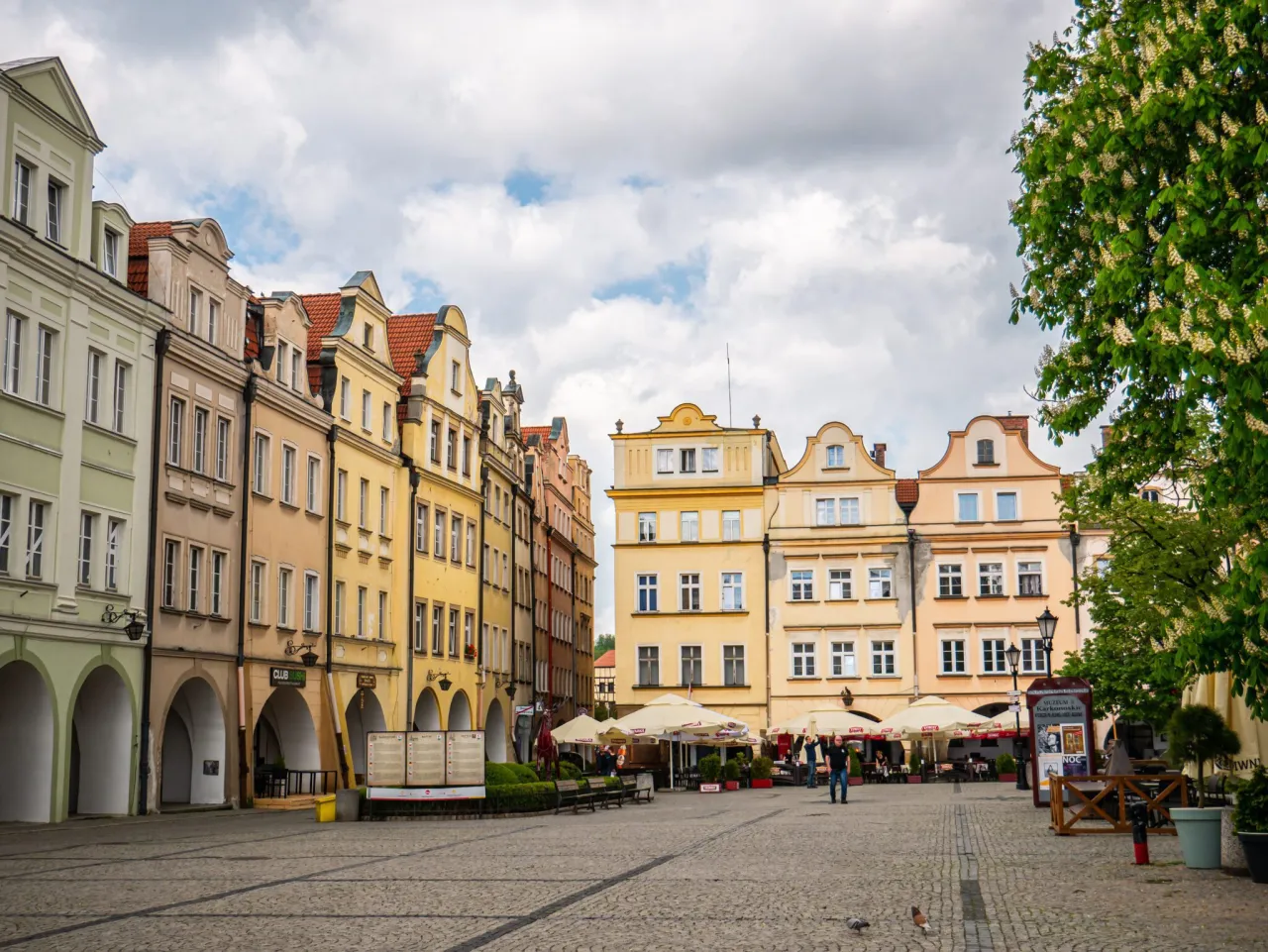 Jelenia G&oacute;ra Rynek barokowe kamieniczki