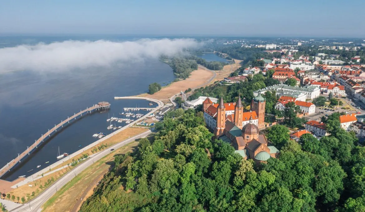 Płock panorama Wzg&oacute;rze Tumskie Wisła