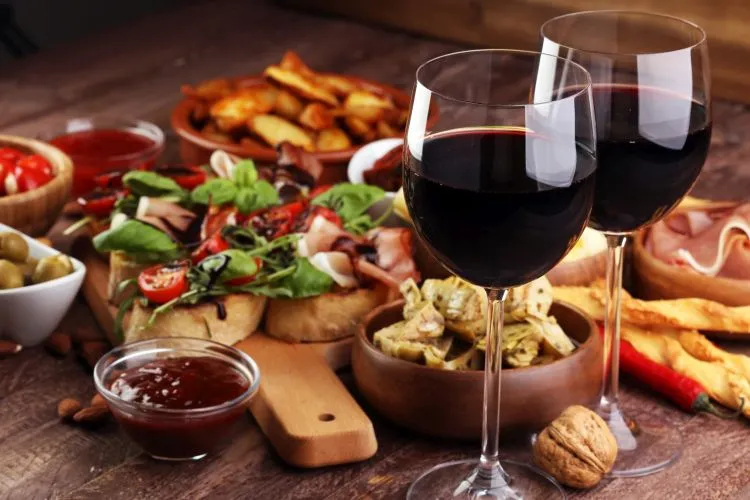 różne potrawy do wina wytrawnego