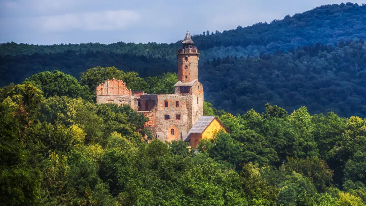 atrakcje G&oacute;ry Sowie Riese Zamek Grodno