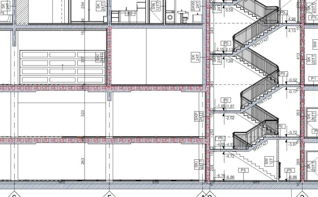 Przekrój budynku z oznaczeniami stref pożarowych