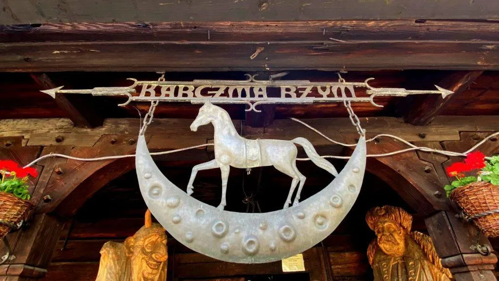 Karczma Rzym Sucha Beskidzka wnętrze