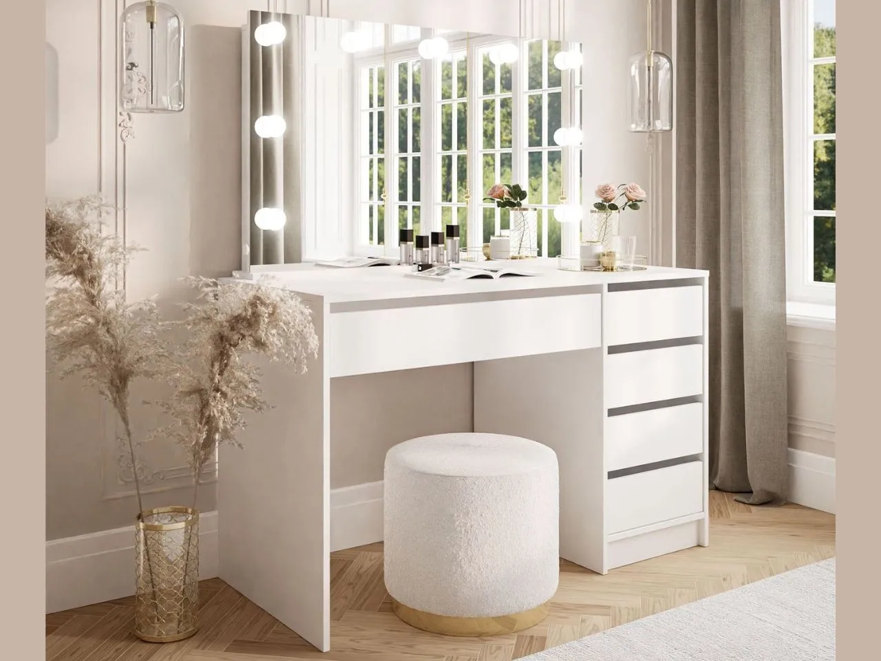 Toaletka z dobrym i złym oświetleniem porównanie