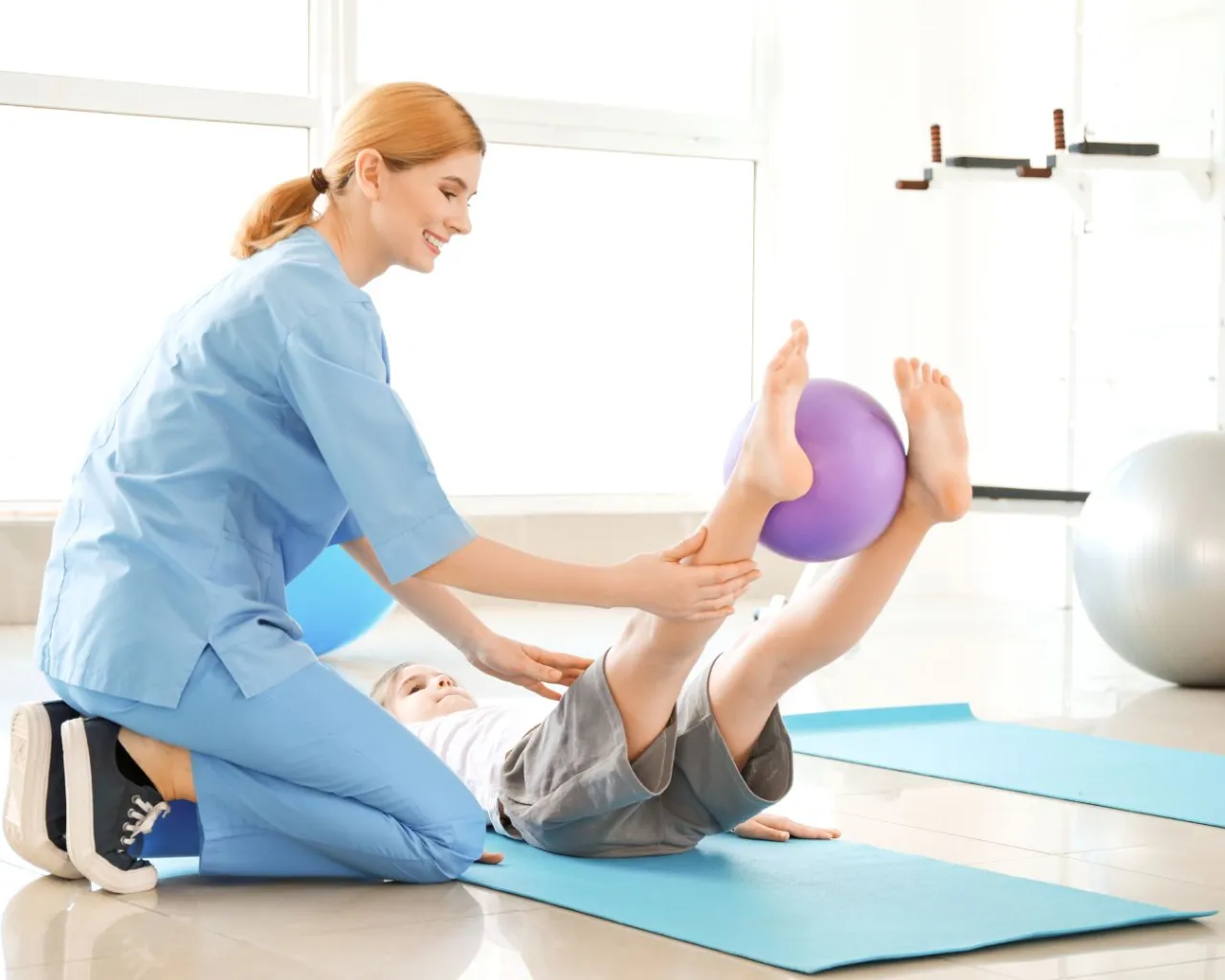 fizjoterapia dla dzieci, fizjoterapia sportowa, rehabilitacja kręgosłupa