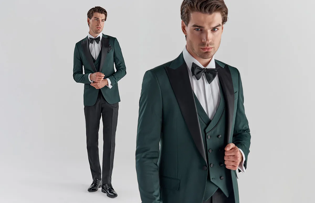 mężczyzna w modnym garniturze w kolorze butelkowej zieleni lub bordo na weselu w stylu boho
