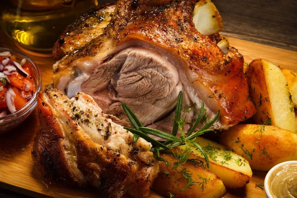 Zdjęcie Idealne dodatki do golonki: sekrety smaku i r&oacute;wnowagi na talerzu