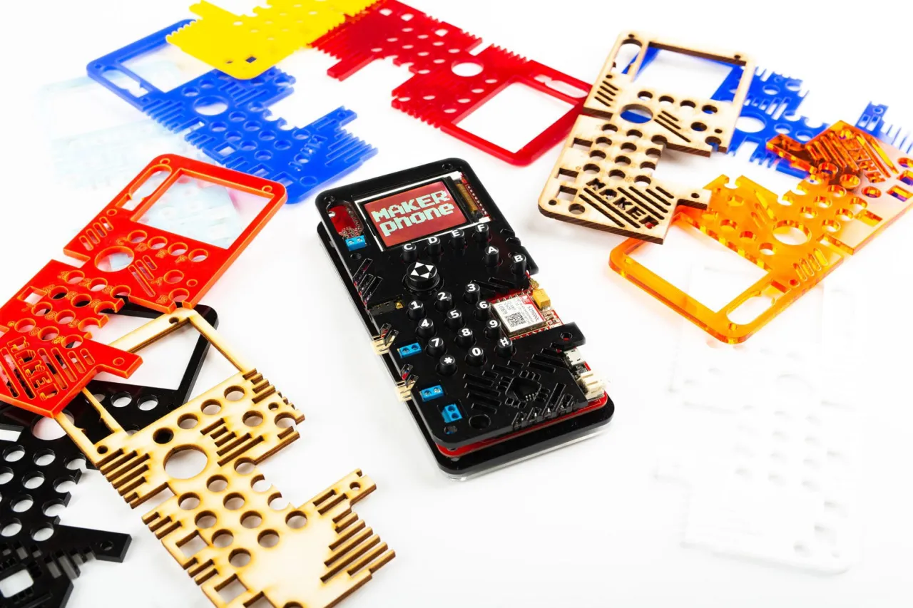 Zdjęcie Jak zbudować telefon: Przewodnik krok po kroku dla majsterkowiczów