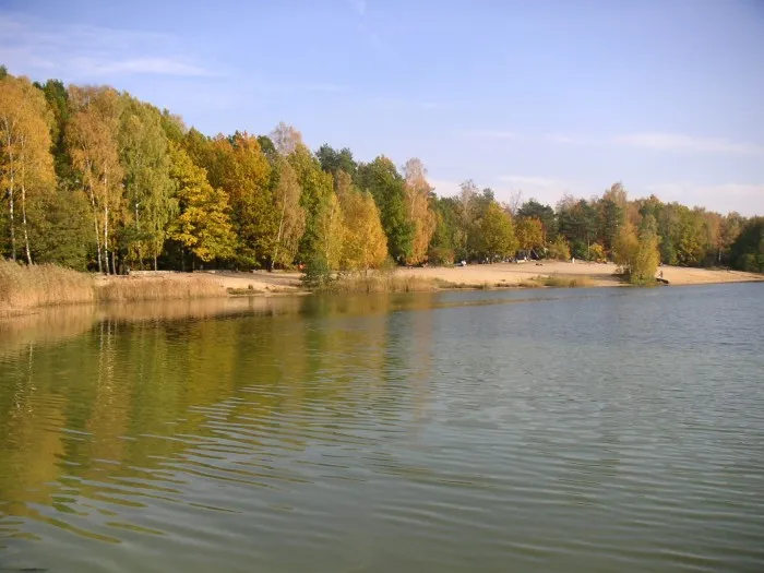 Zdjęcie Pole namiotowe Turawa nad jeziorem Średnim - idealne miejsce na wypoczynek