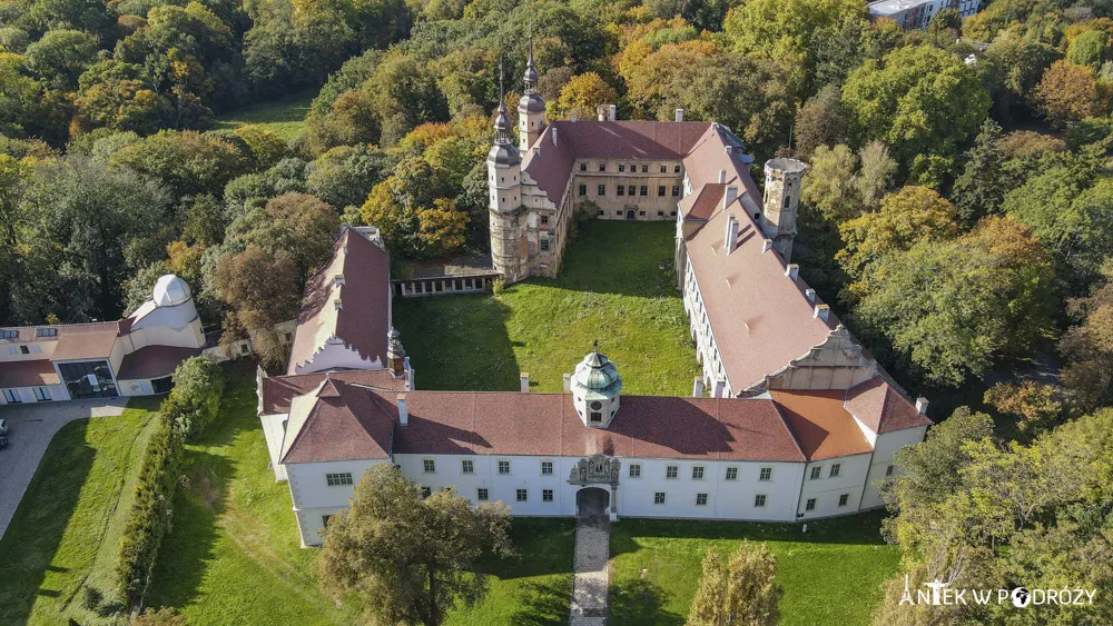 Zdjęcie Zamek w Głogówku: Historia, architektura i aktualny stan zabytku