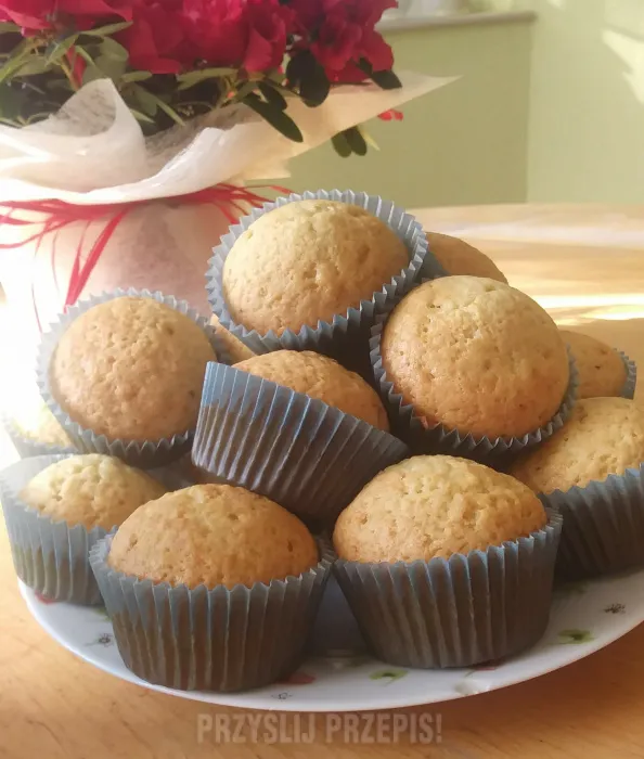Zdjęcie Idealne muffinki waniliowe – przepis krok po kroku z poradami