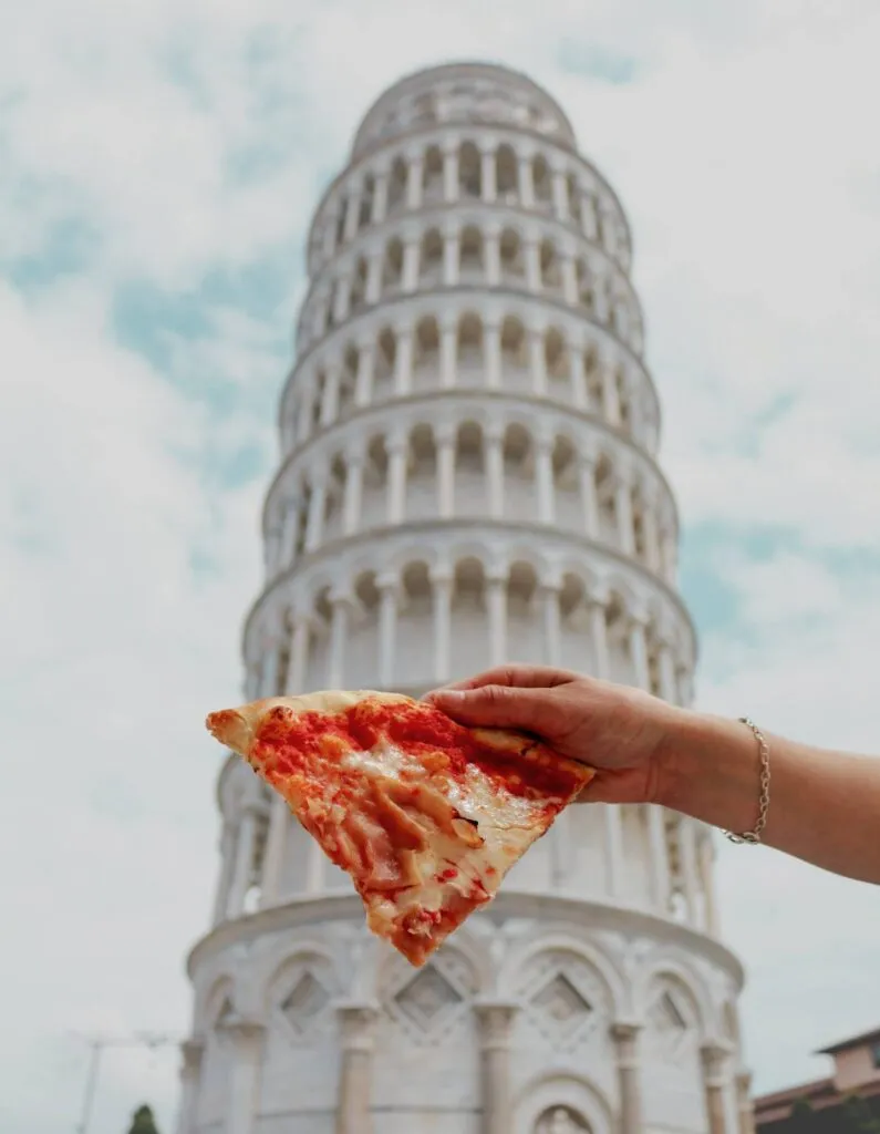 Zdjęcie Gdzie zjeść pizzę w Pizie? Odkryj najlepsze lokalne miejsca