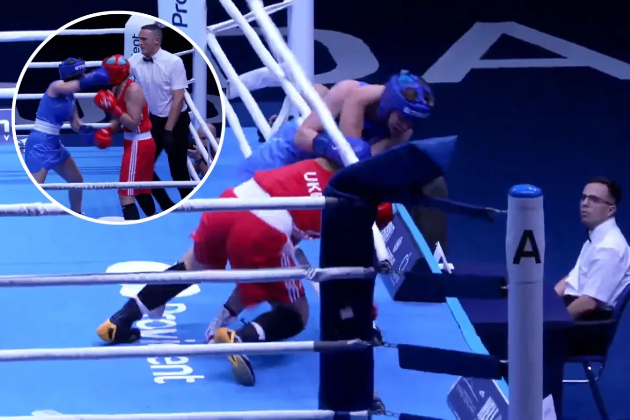 bokserzy w akcji walka ring