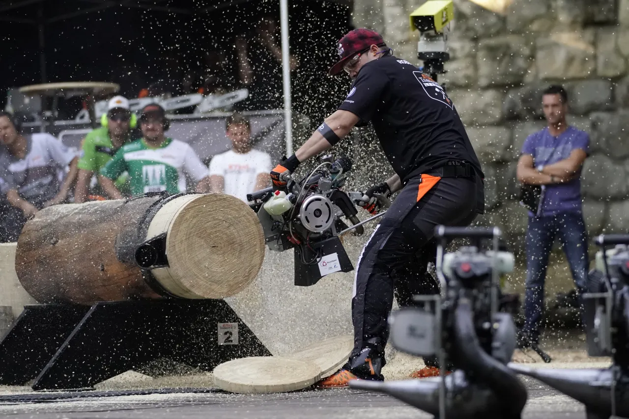 sportowe cięcie maczetą zawody