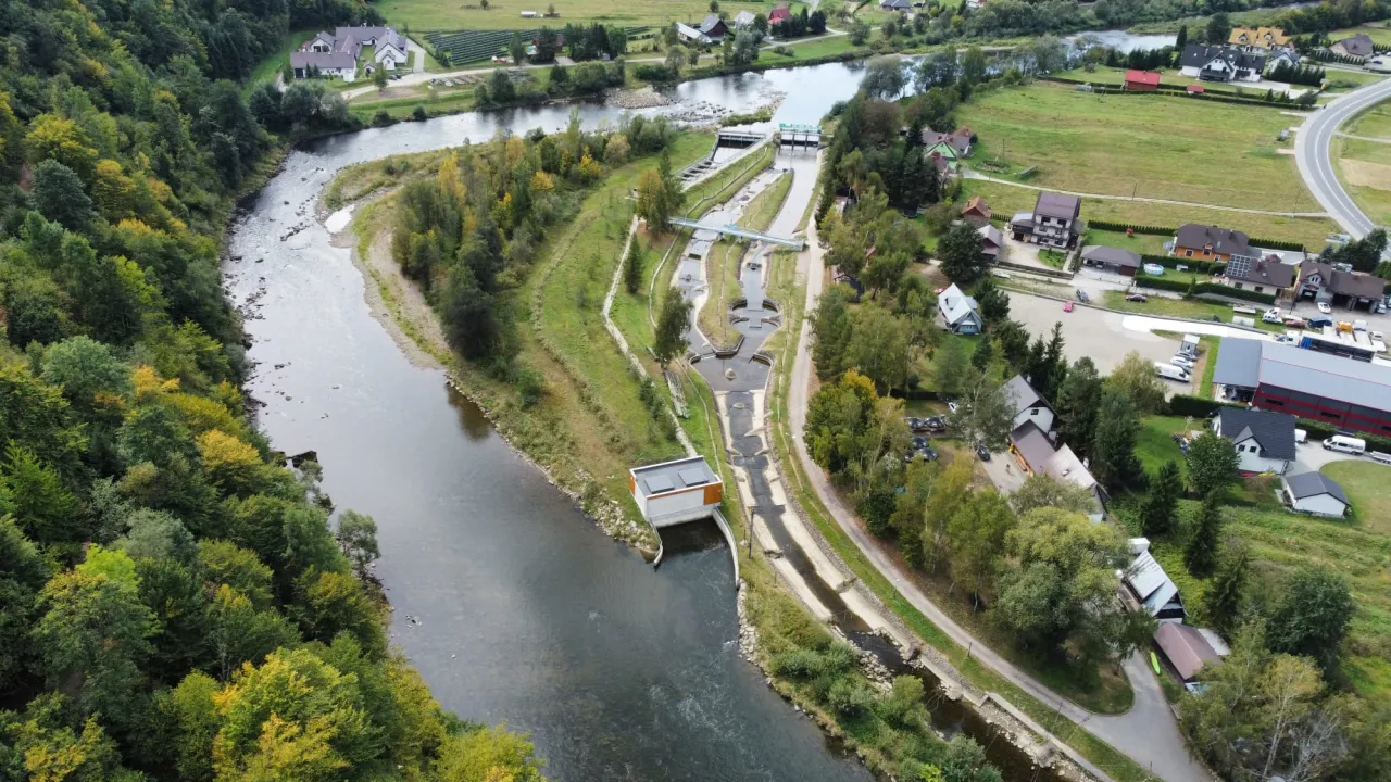 tor kajakarstwa górskiego widok z góry